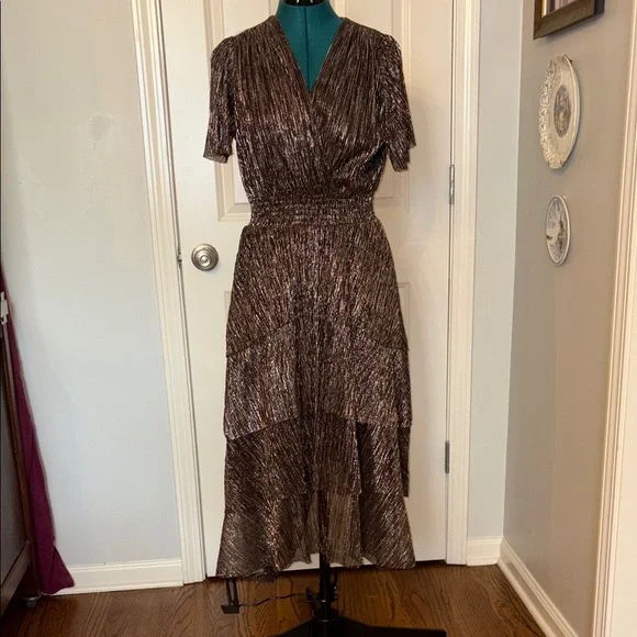 slim fit dress slacks Metallic Tiered Midi Dress Gold / L main image 1